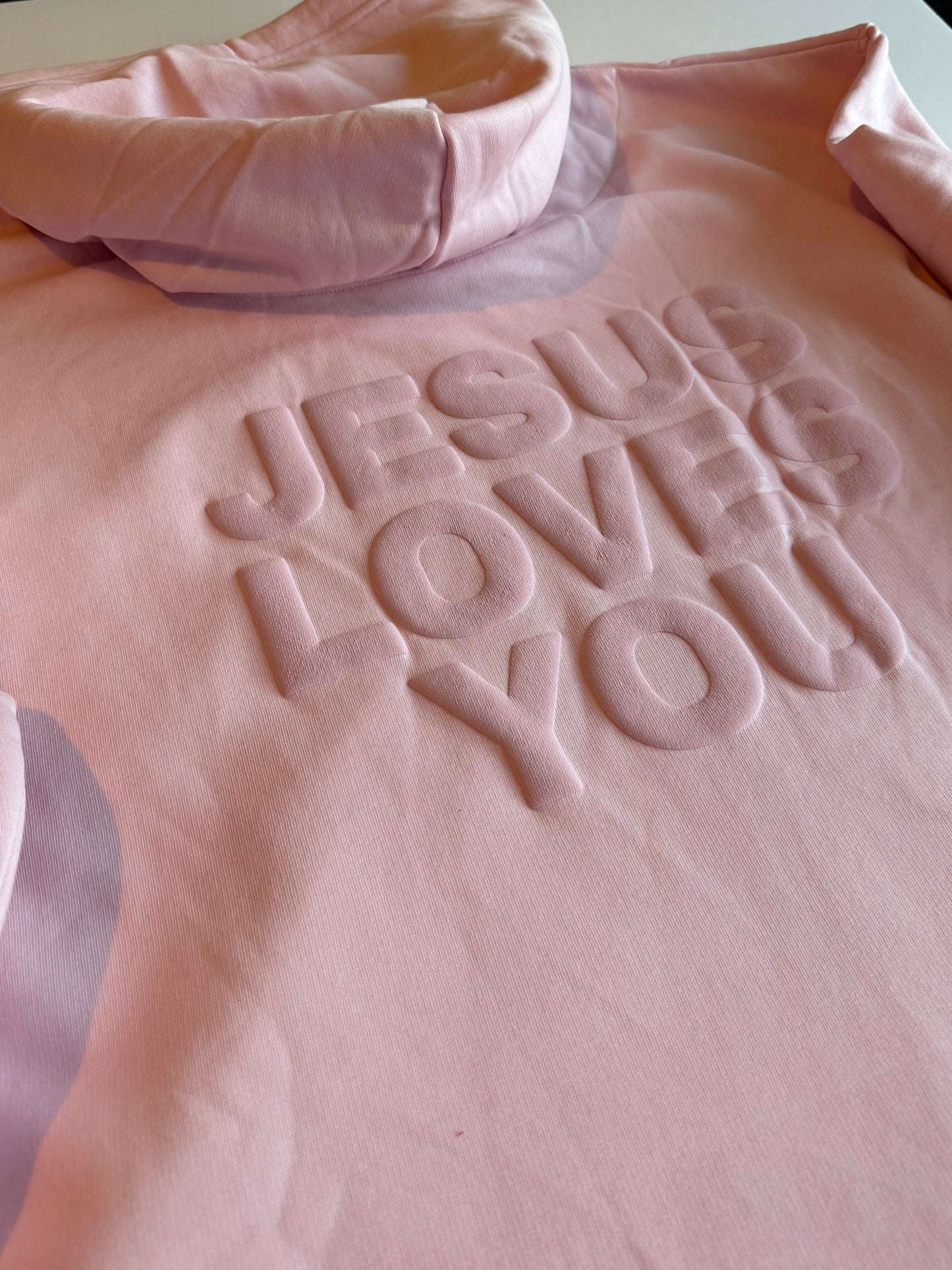 JESUS LOVES YOU
