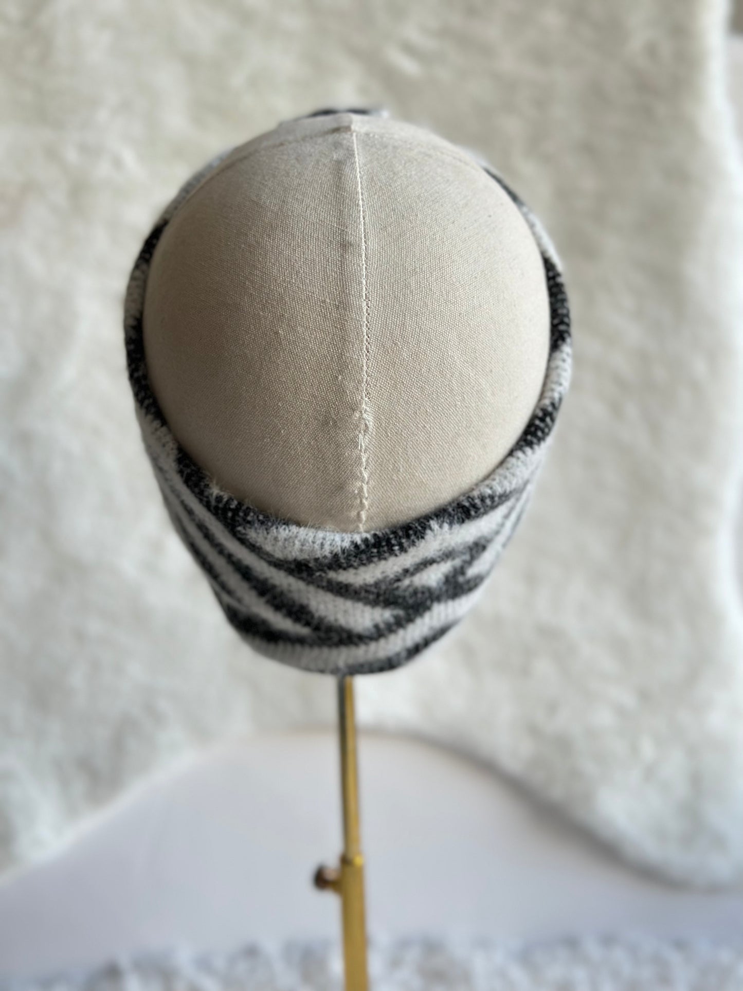 Abstract winter headband