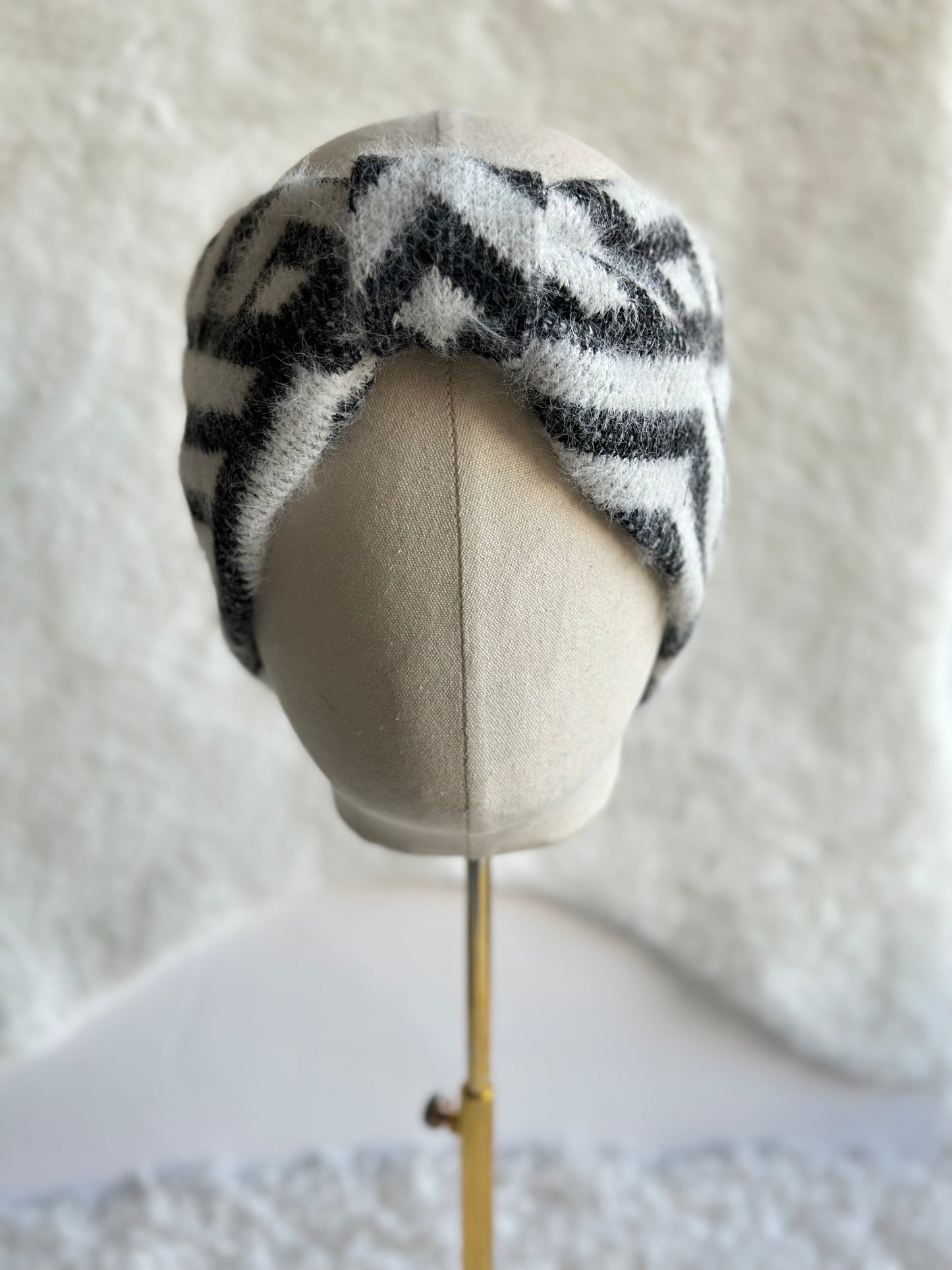 Abstract winter headband